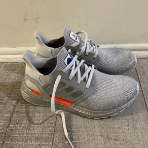 Like new ultraboost Adidas sneakers